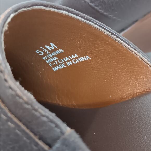 Tommy Hilfiger Mina Clogs Size 5.5M Brown Leather Upper - Picture 6 of 7